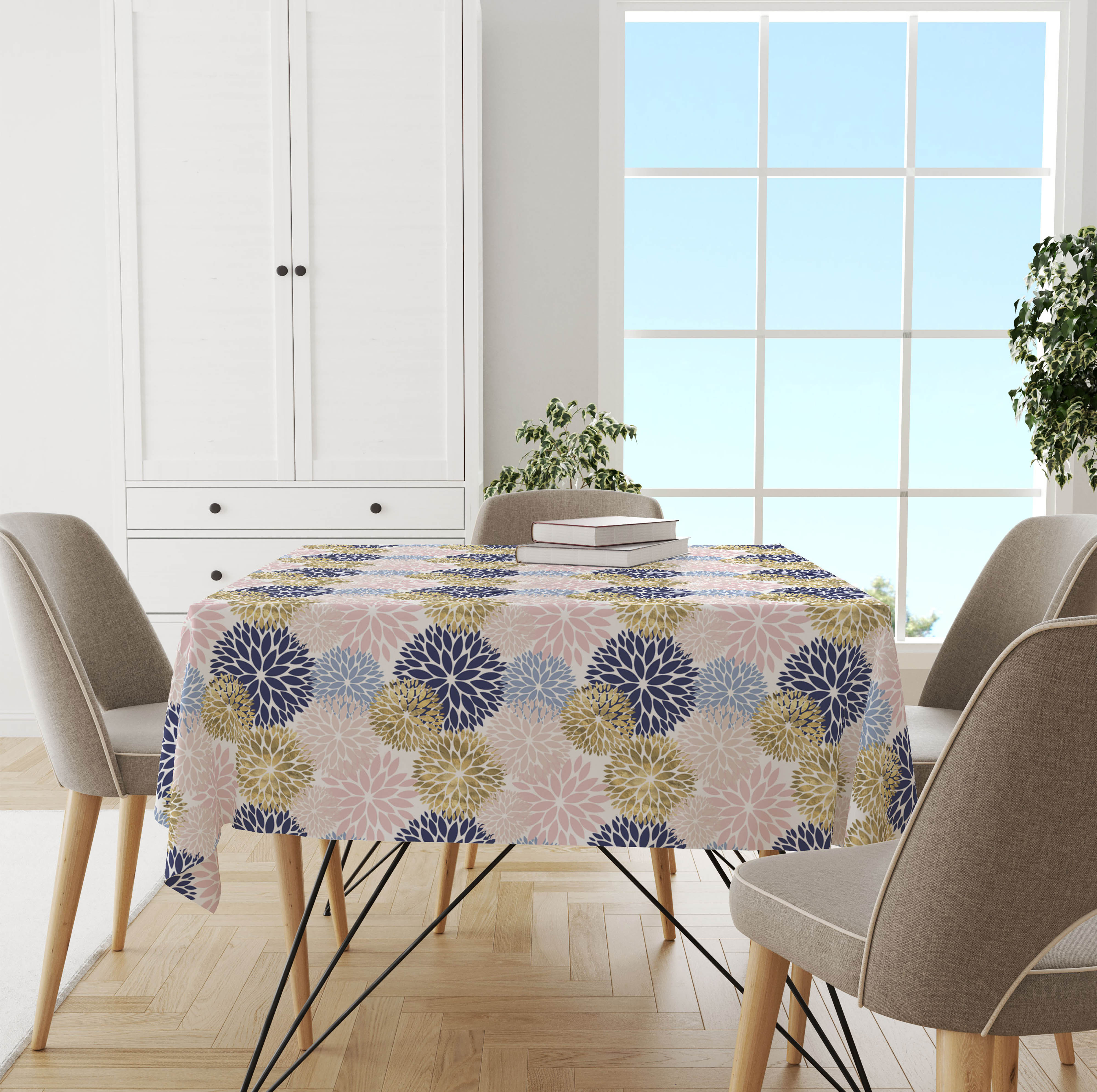 http://patternsworld.pl/images/Table_cloths/Square/Front/12728.jpg